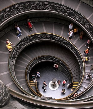 English: Spectacular spiral staircase in the V...